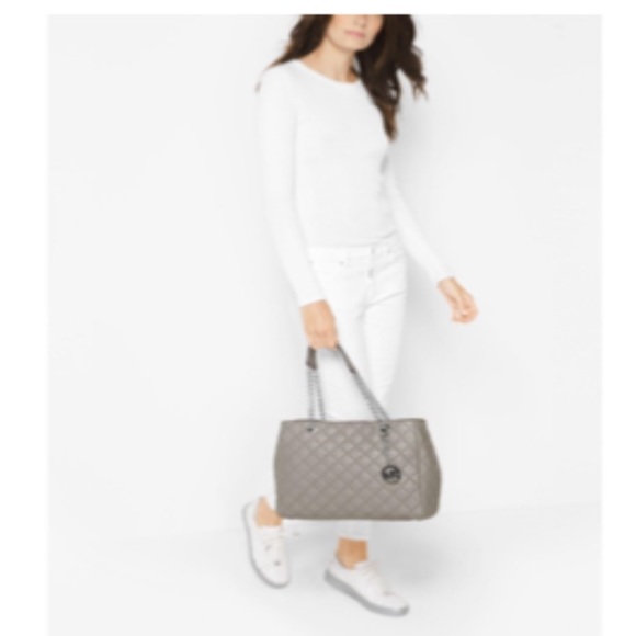 Micheal Kors Susan Quilted Leather Purse NWOT - Picture 2 of 6